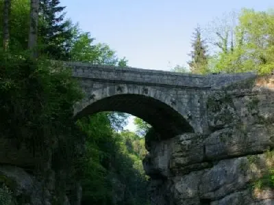 Le Pont de Pierre-Chave