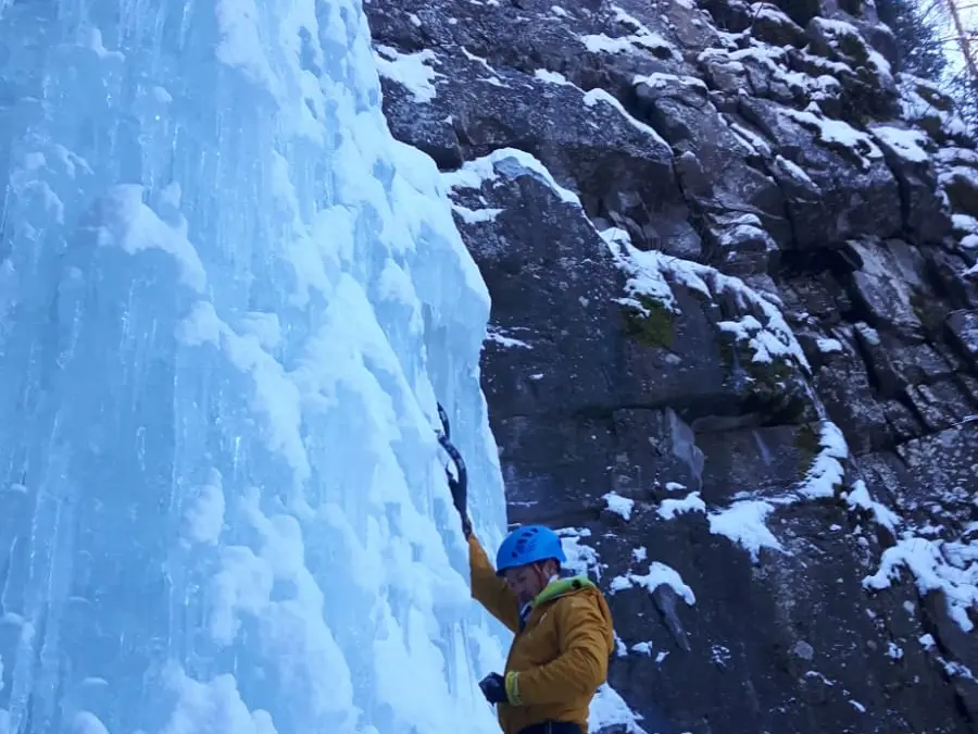 Cascade de glace - Vertical Progress_Saint-Michel-de-Chaillol