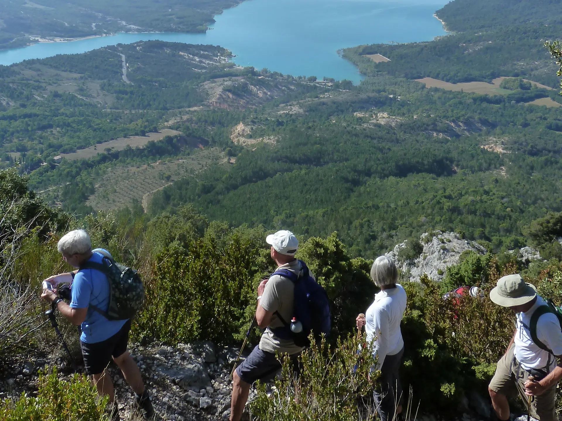 Une balade hors des sentiers battus, dans un site riche en histoire, et avec de splendides panoramas