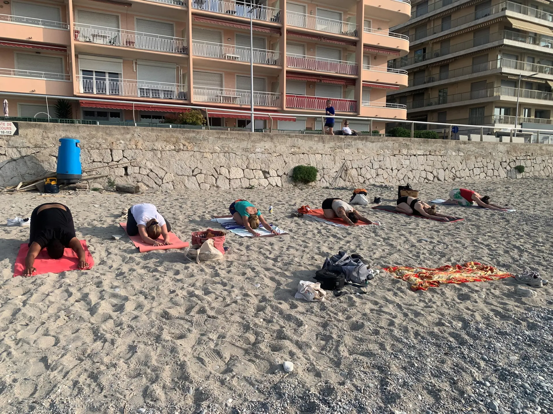 Yoga sur la plage