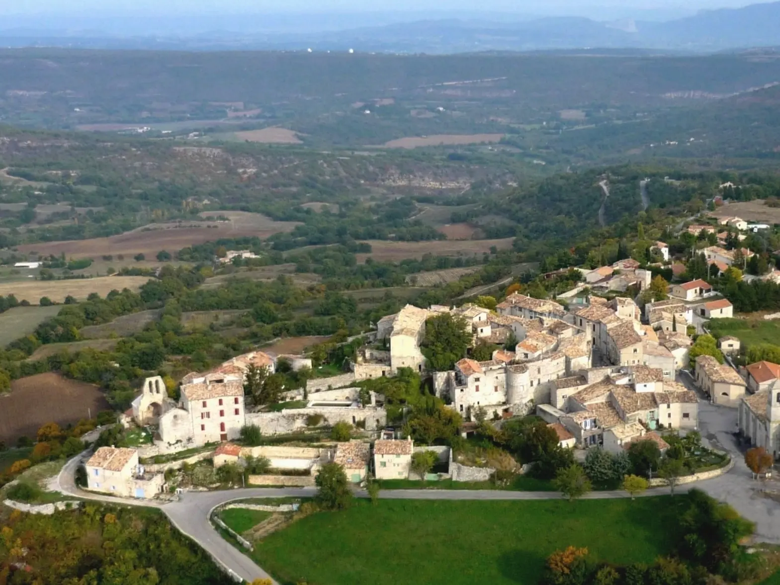 Vue aérienne du village