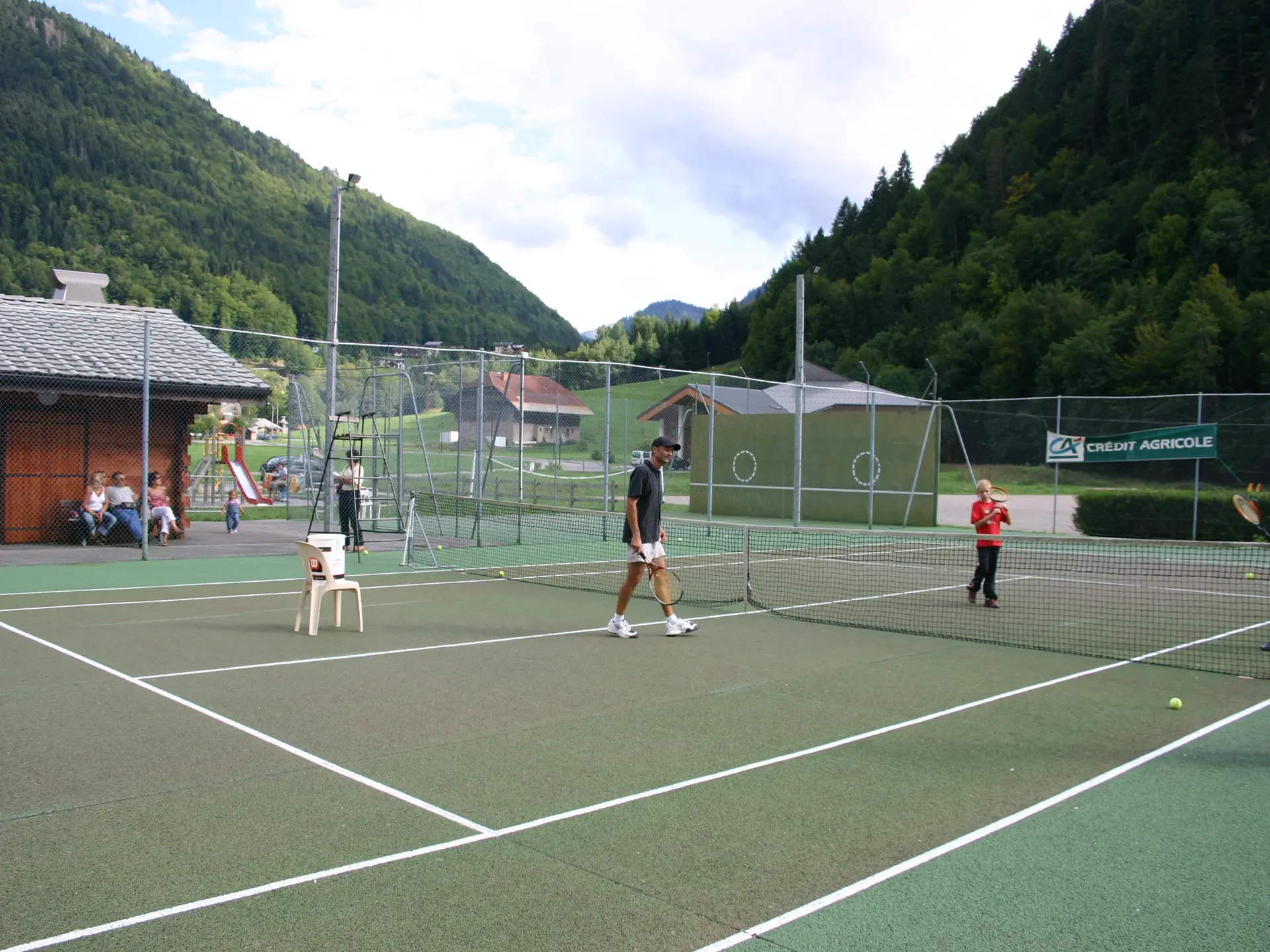 Tennis à Abondance