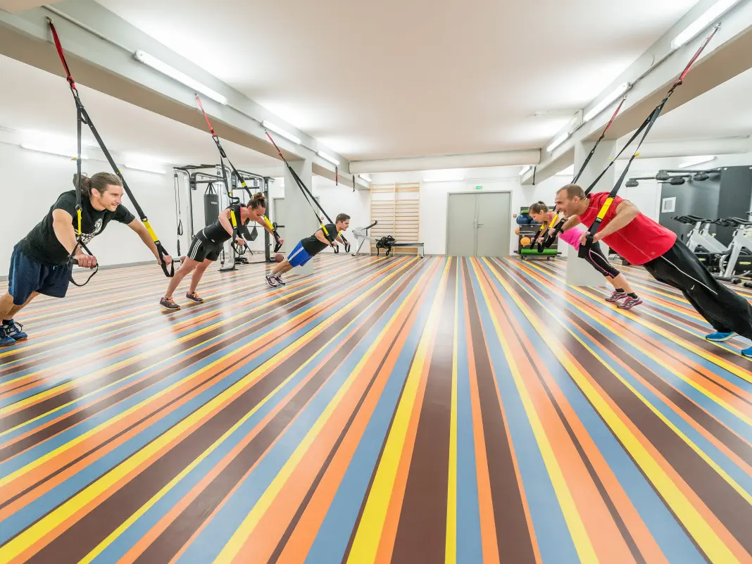 Cours de TRX au Centre Aquasportif de Val d'Isère