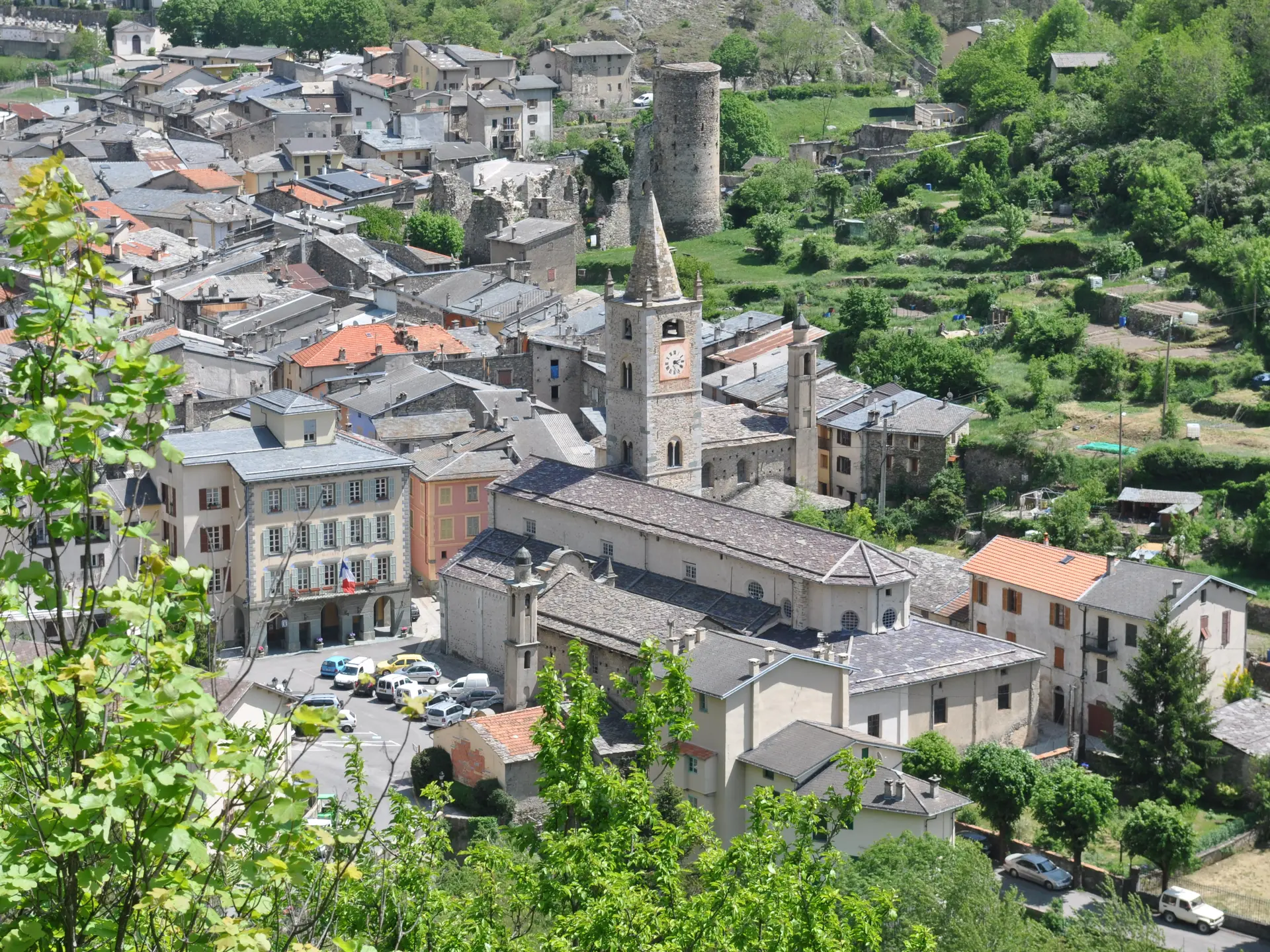 Vue du village de La Brigue