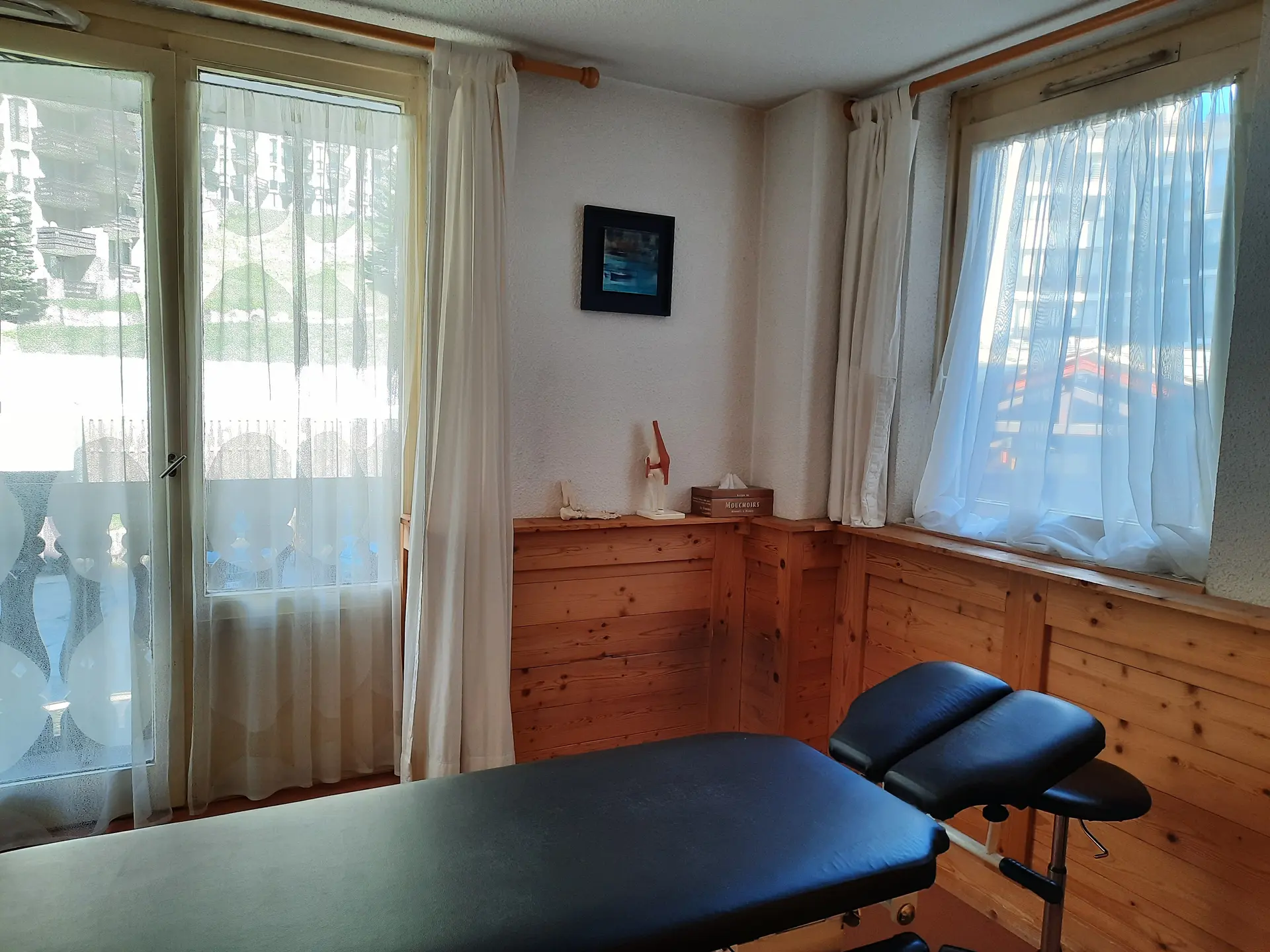 Salle de soin - Mylène Leguin Cabinet Kiné Les Andes Val d'Isère