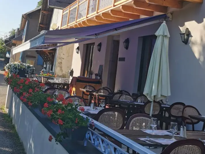 Terrasse de l'auberge du lac