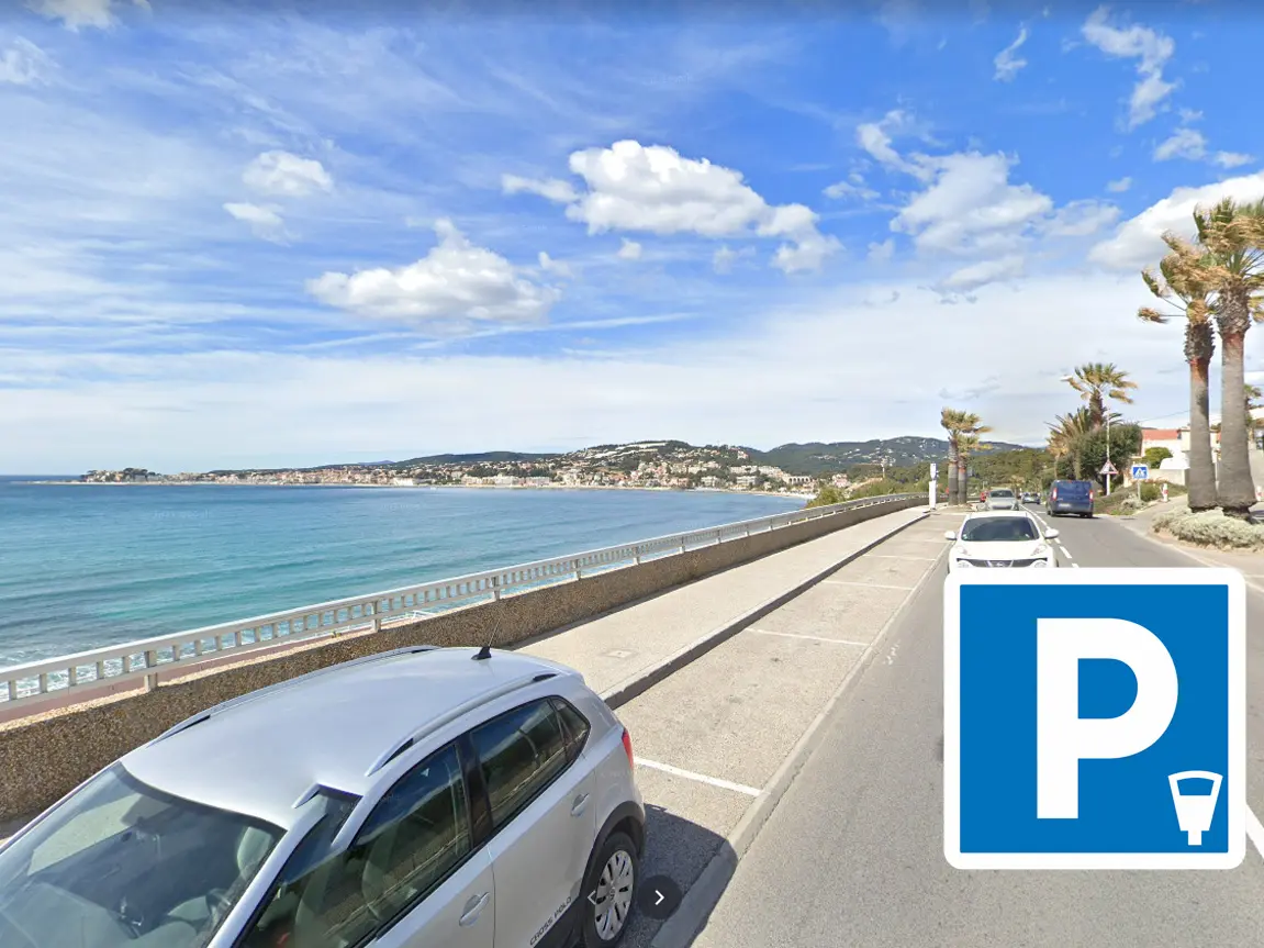 stationnement à horodateur Plage Dorée à Sanary