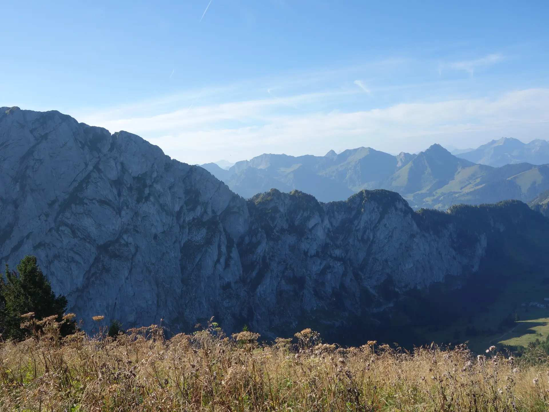 Arête du Mont Chauffé depuis la Pointe de Lachau