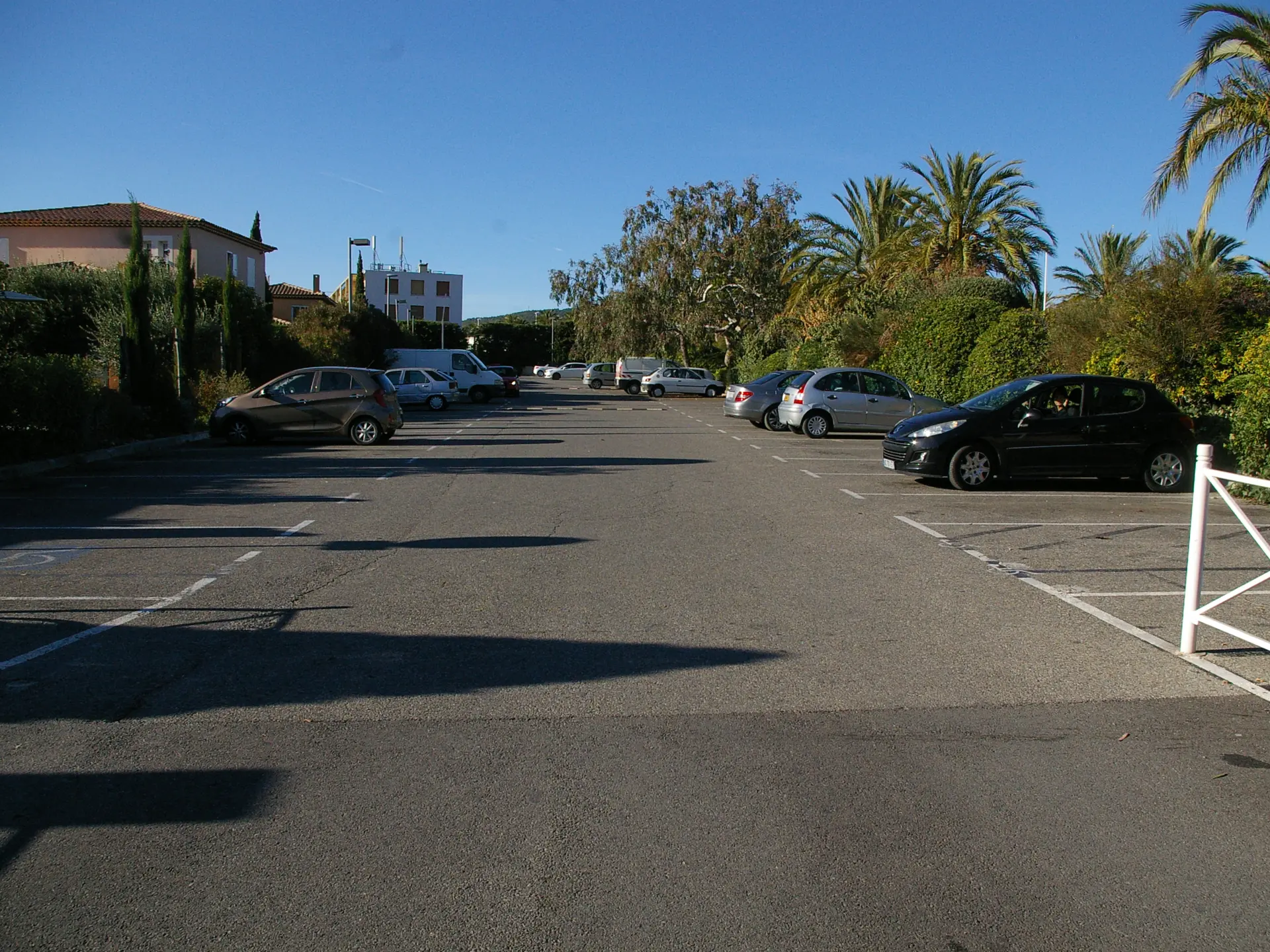 Parking les cyclades