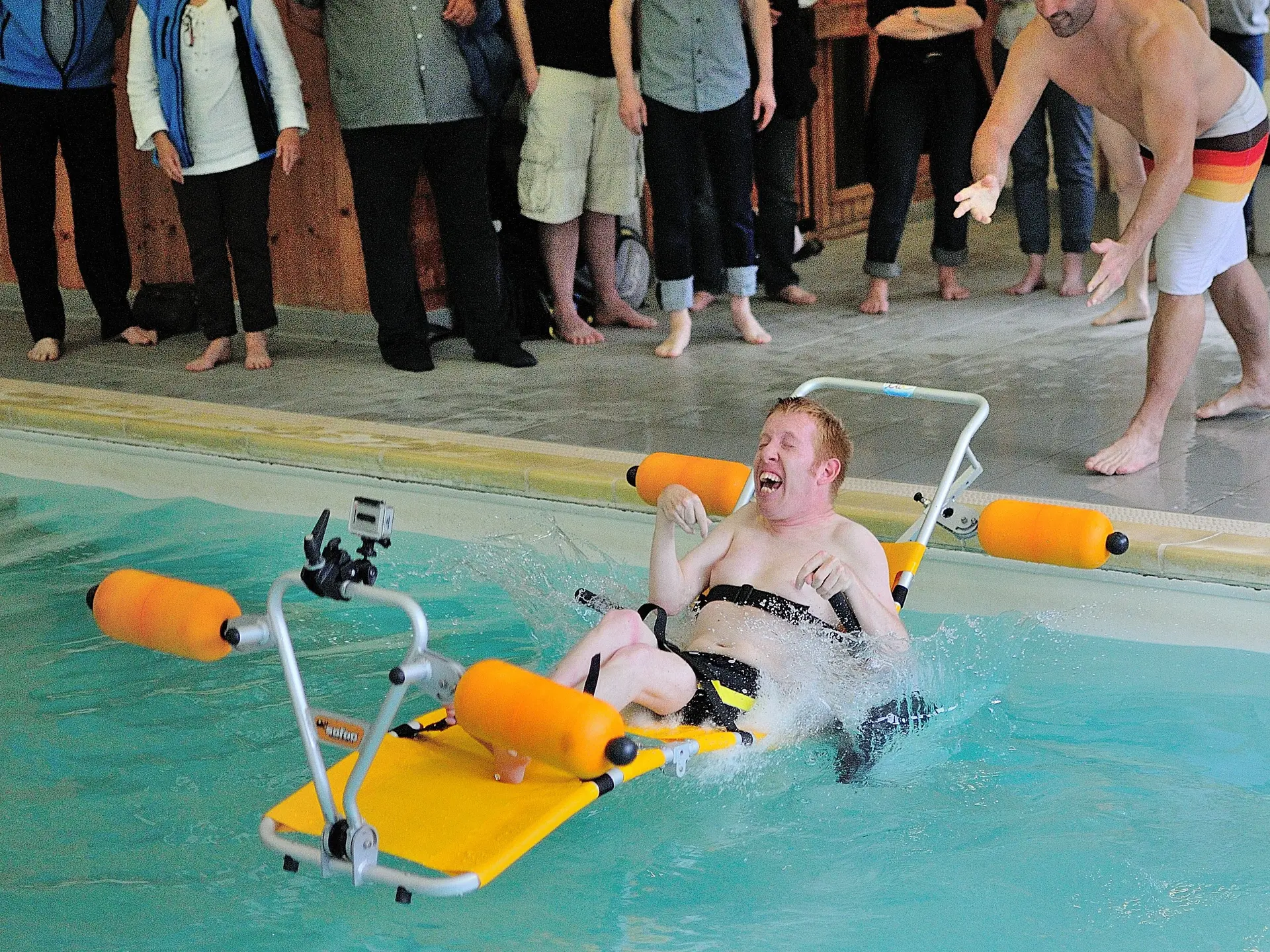 siège flottant de piscine et lac