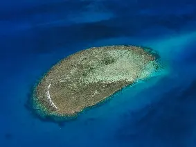 L'îlot Ugo et ses requins fait face au cap N'Dua !