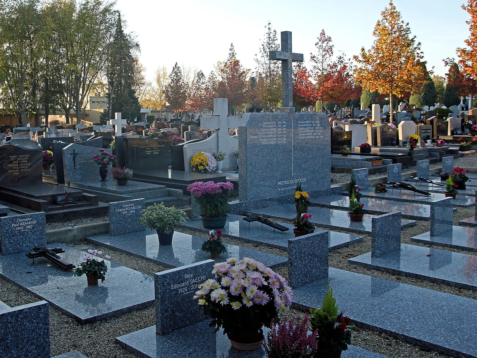 Cimetière de Challes_Bourg-en-Bresse