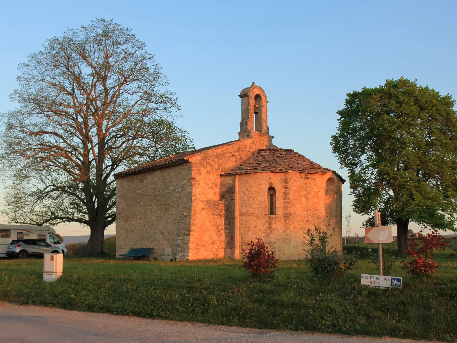 Chapelle Saint-Pierre de Pierrerue