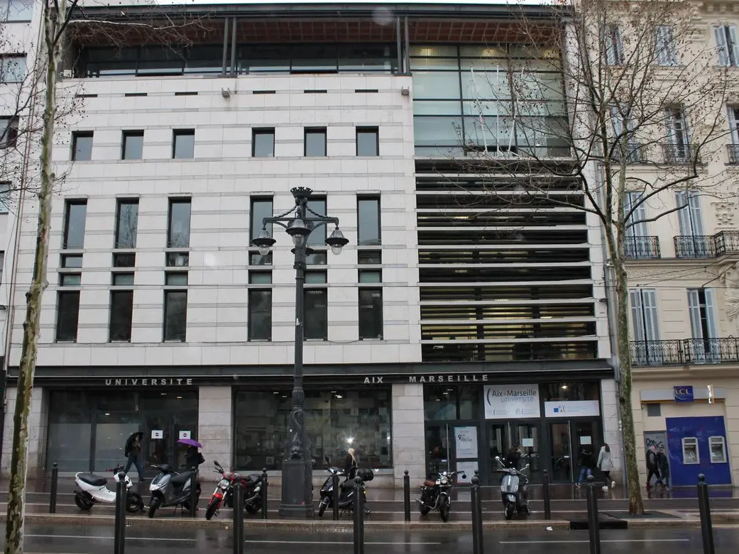 Faculté de droit Université Aix-Marseille