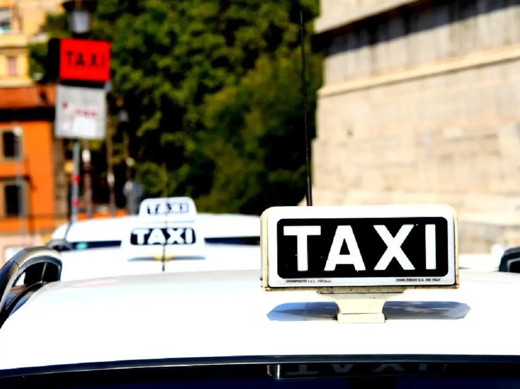 Taxis