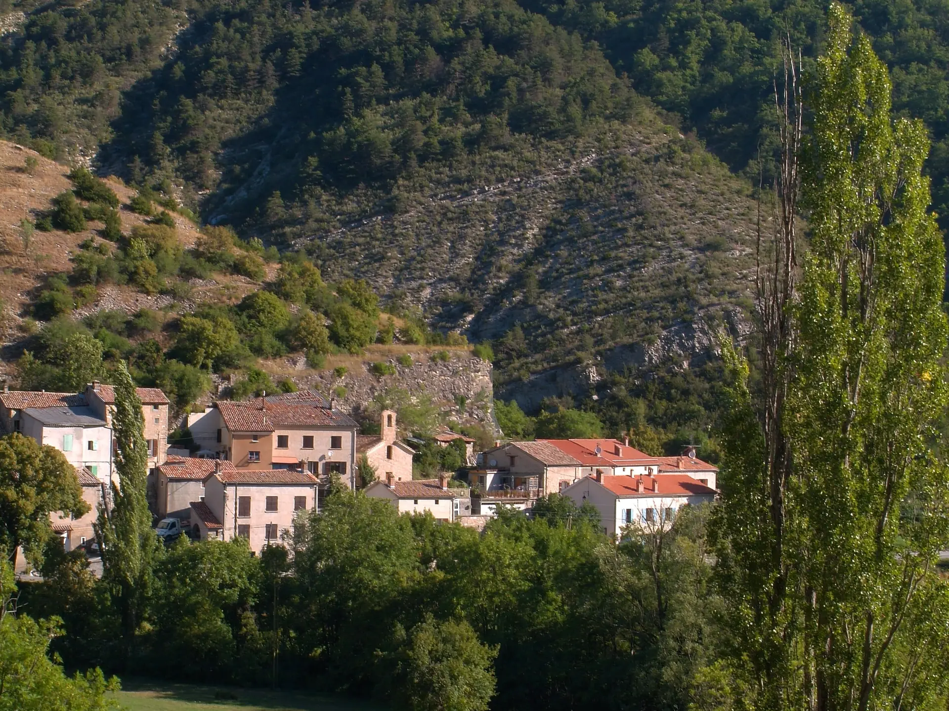 Le village de Montclus