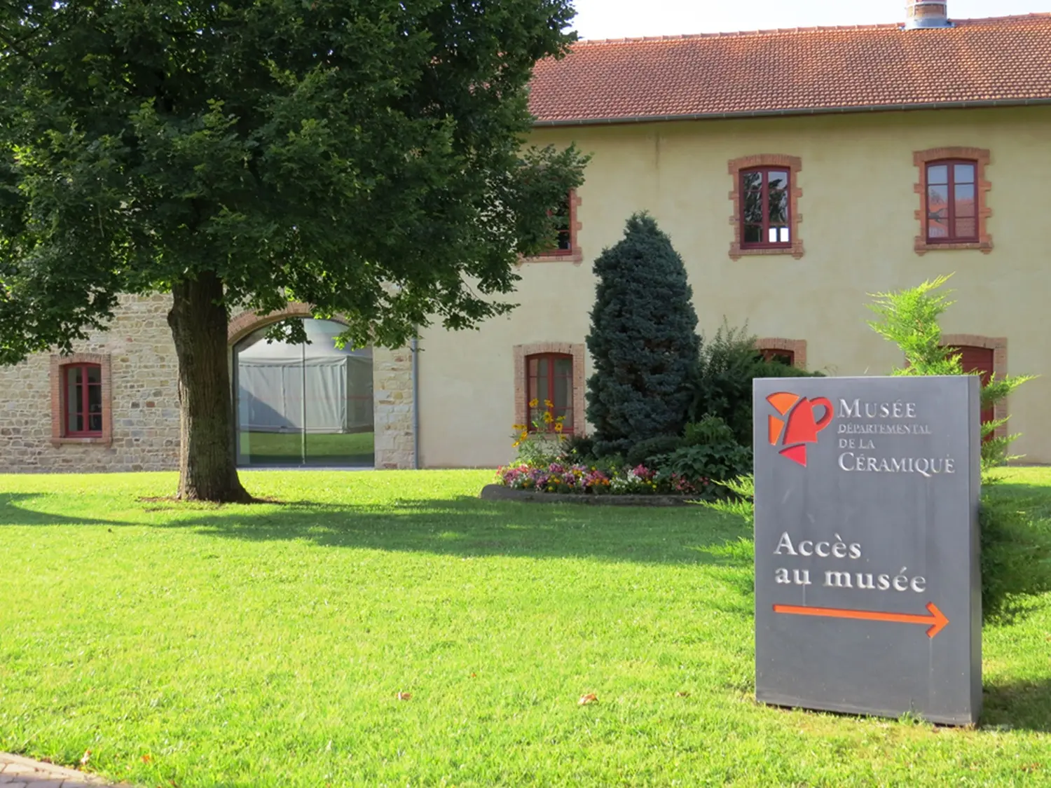 Vue du musée_cour
