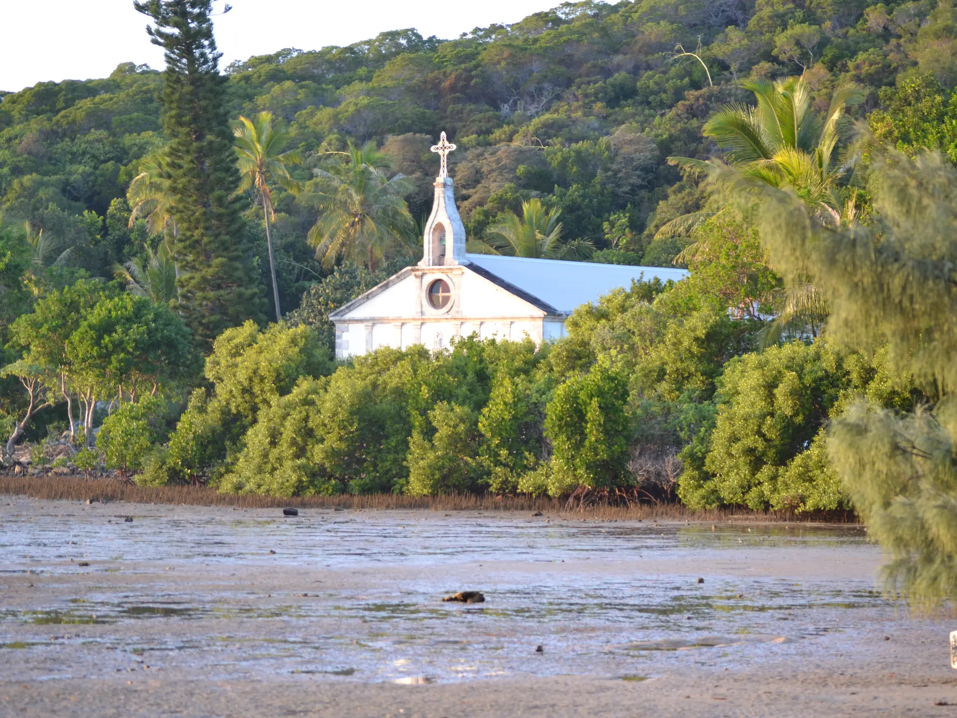 Eglise d'Ouara à l'ile Ouen