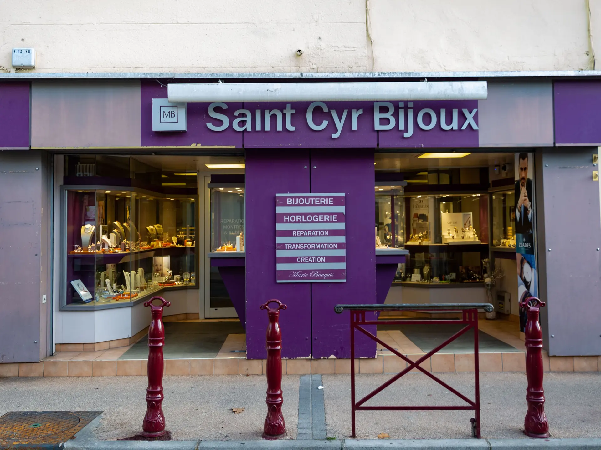 Saint Cyr Bijoux