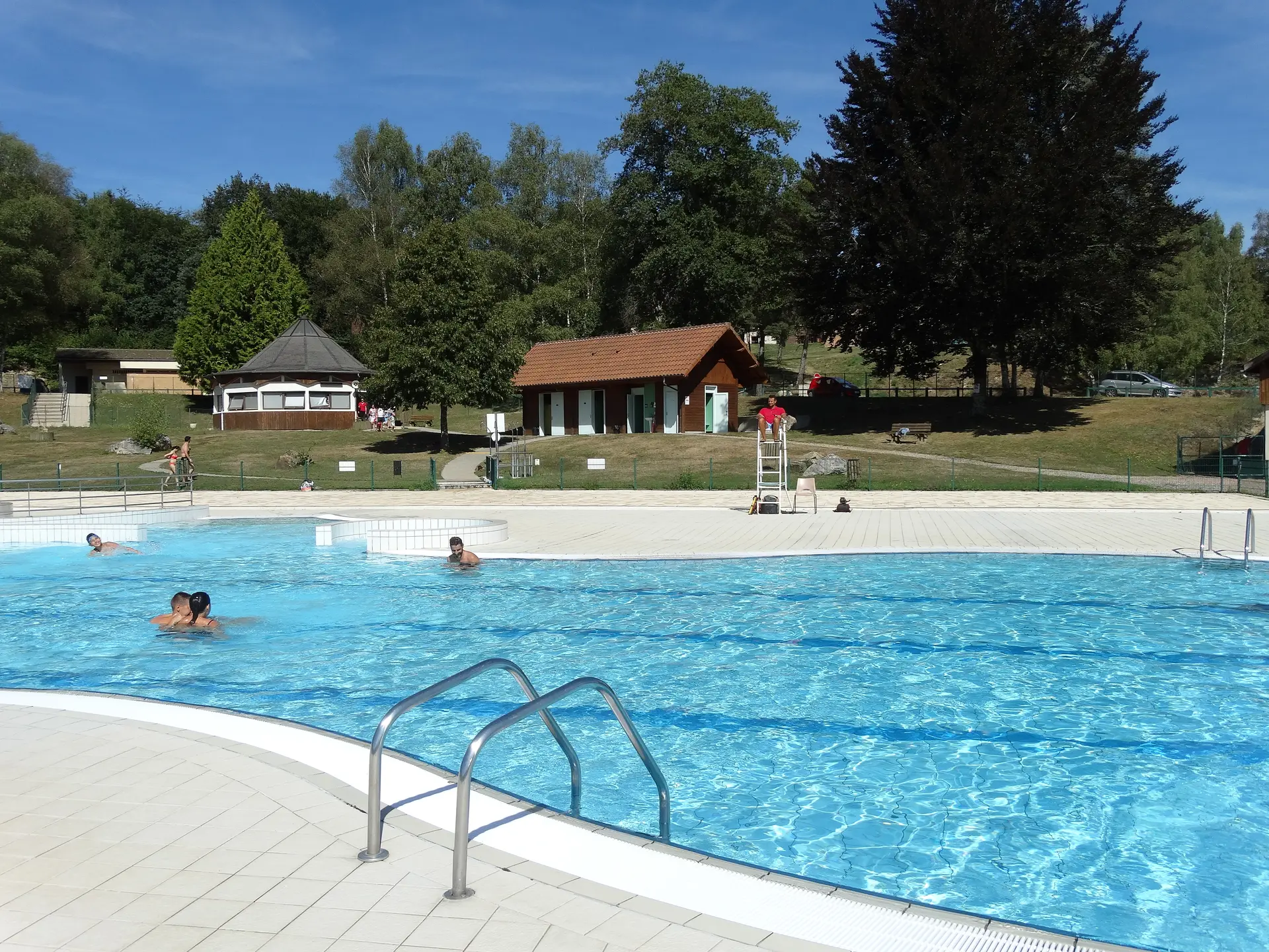 Piscine aqualudique