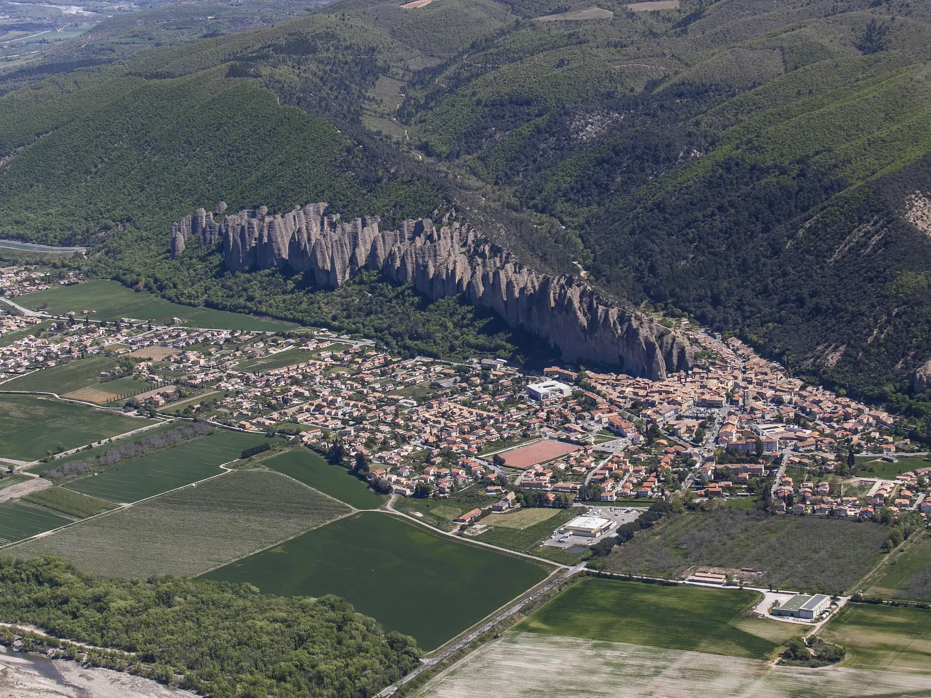 Le tour du Lac des Mées