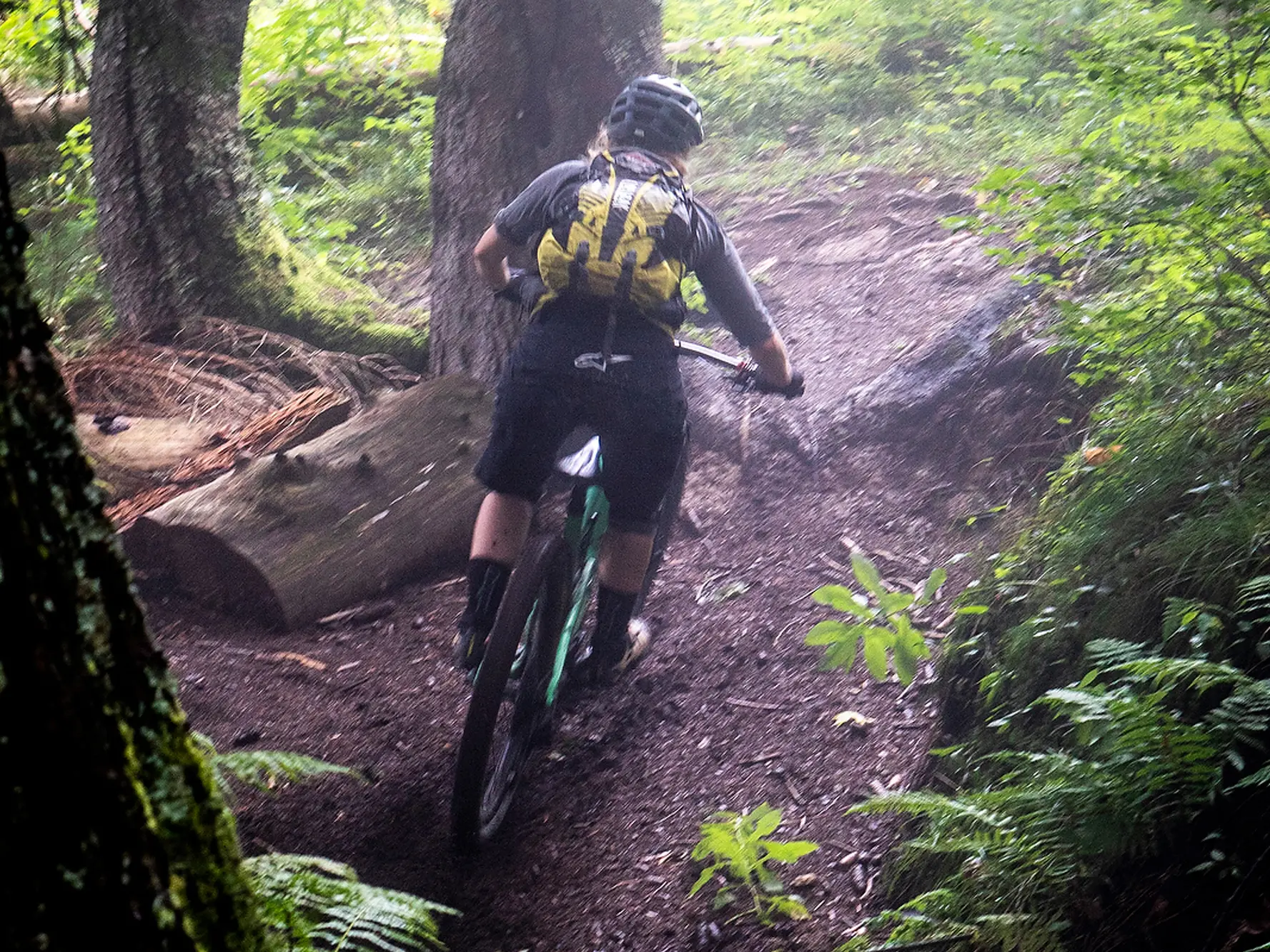 Sortie de ebike dans le brouillard