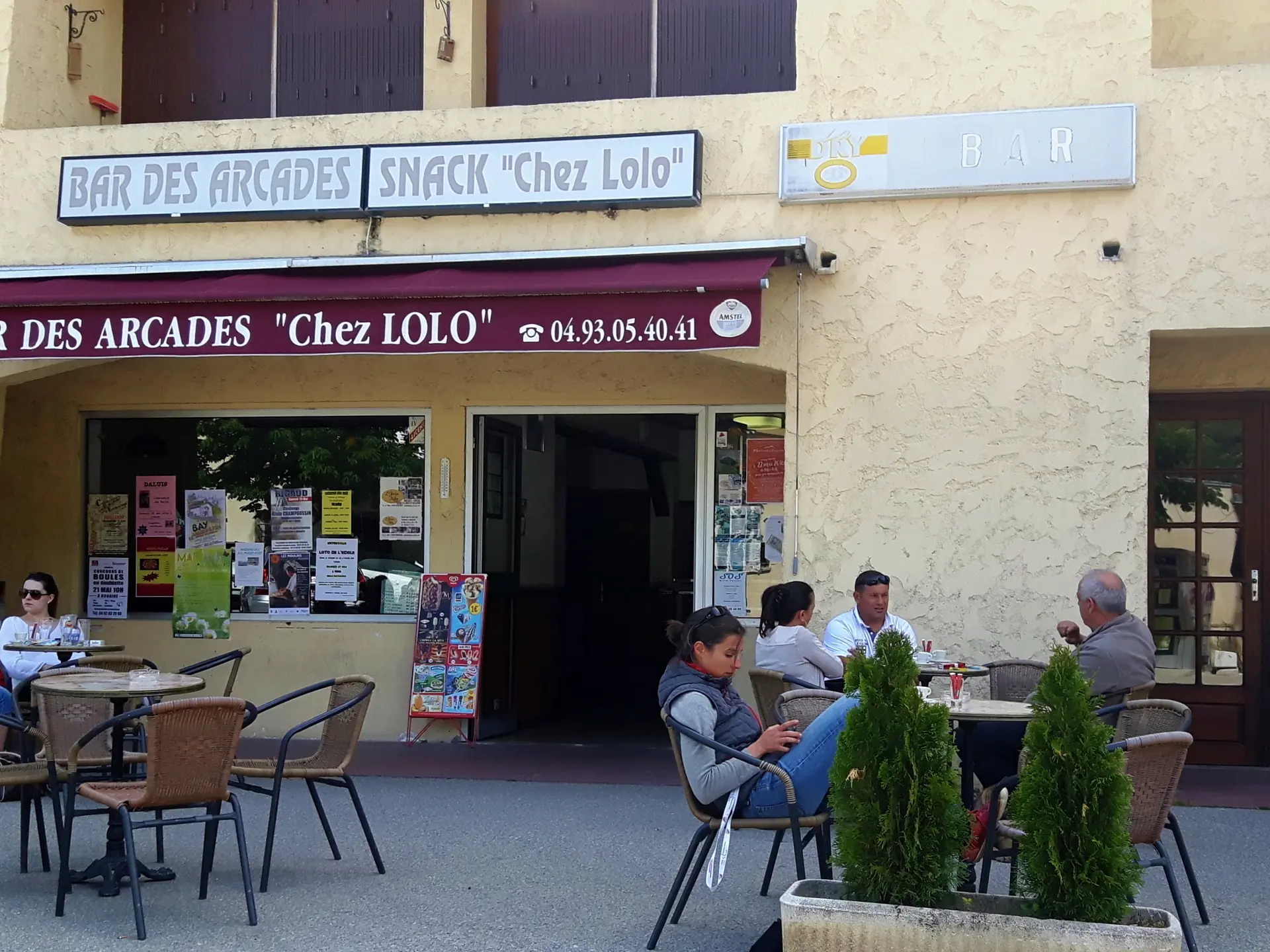 Terrasse du bar