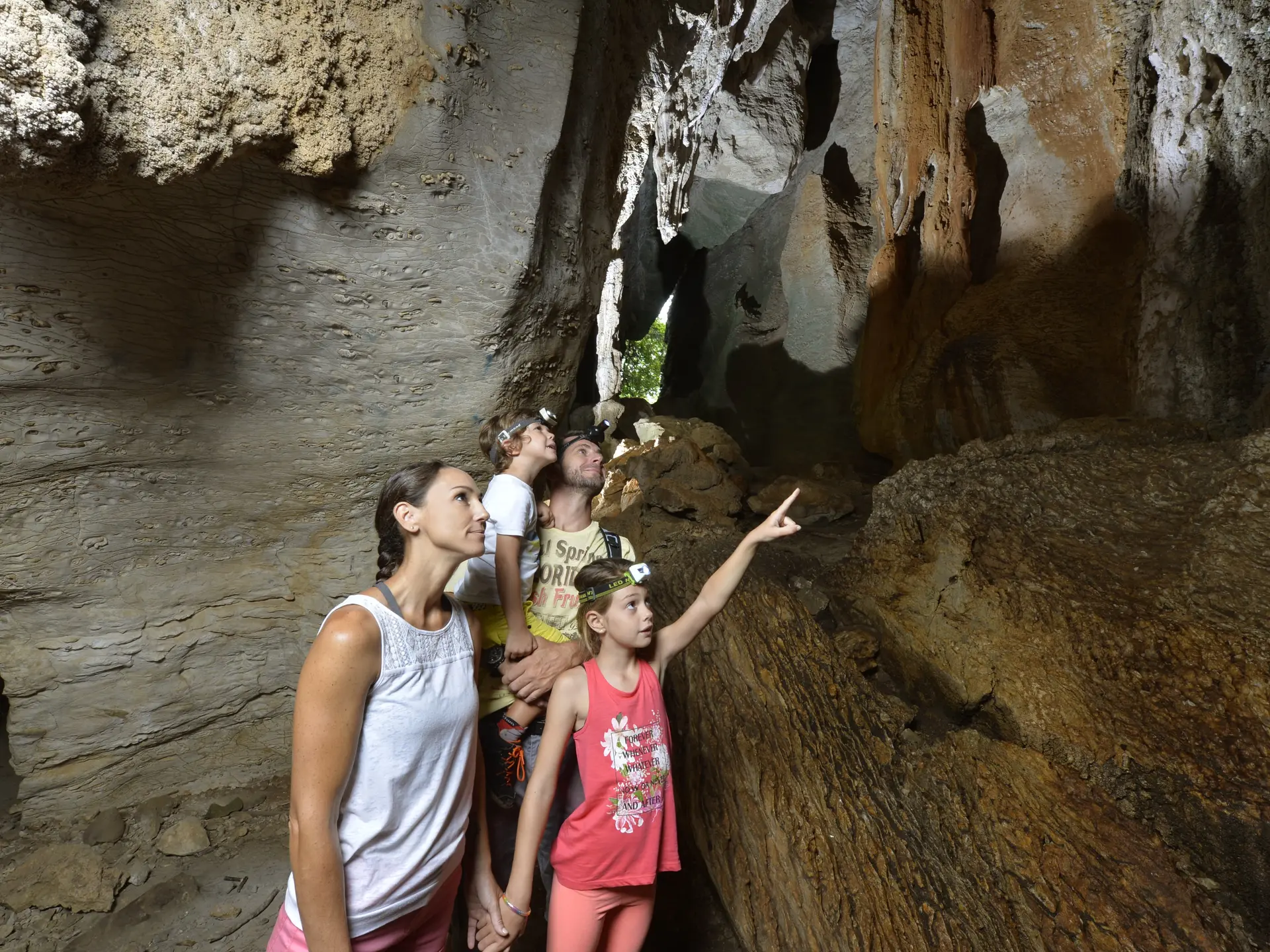 grottes, koumac, famille, grand Nord