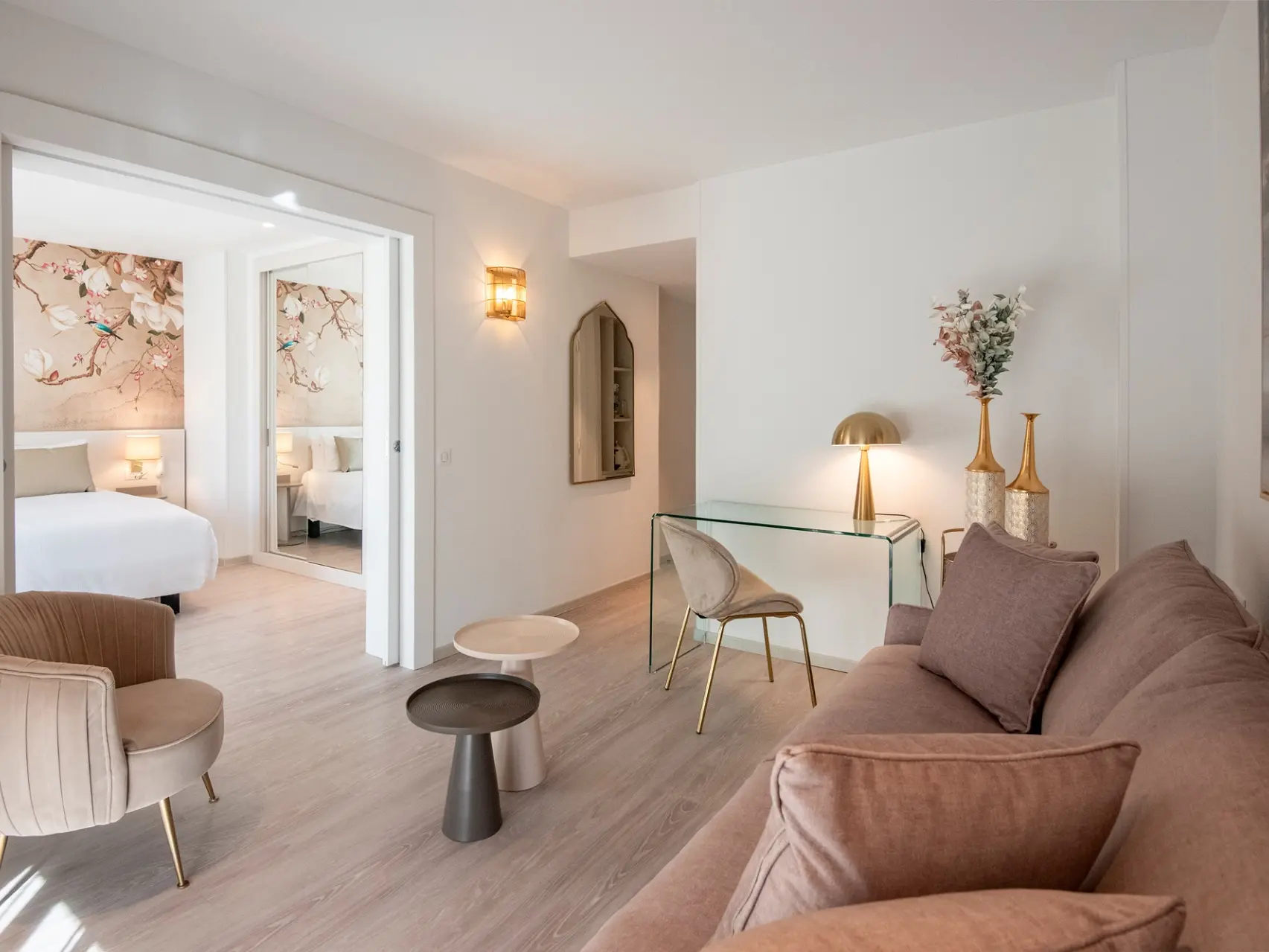 Chambre avec canapé lit