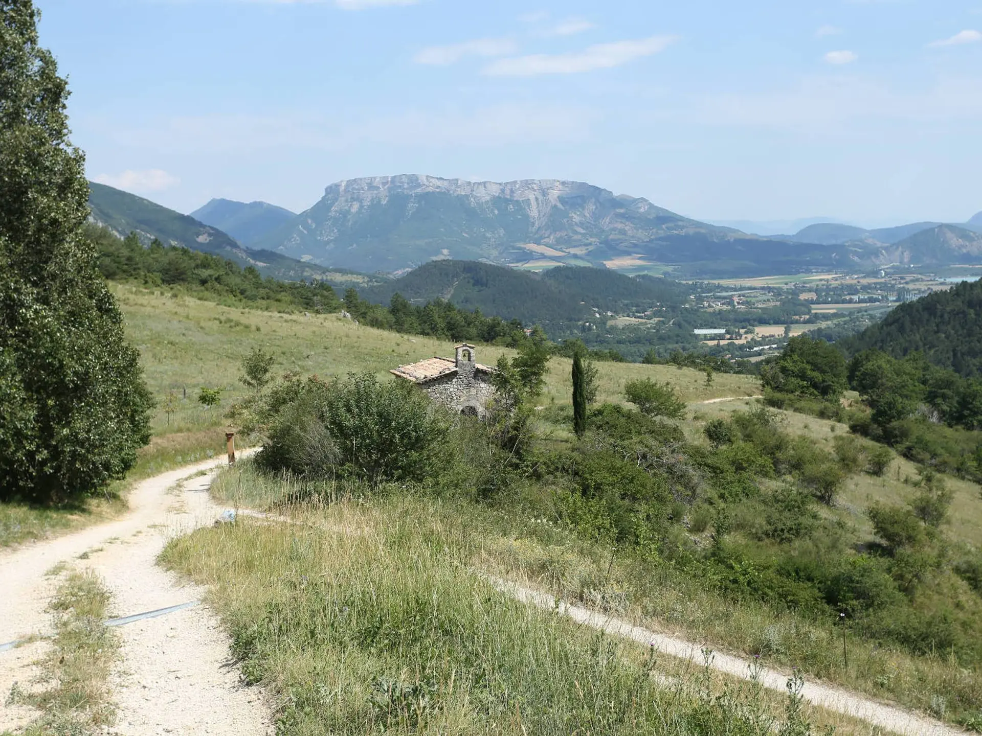 Chapelle de Saumane et vallée du Buëch