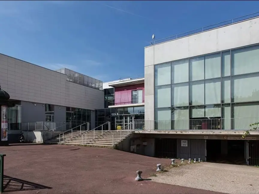 Espace Hal Singer, Chatou