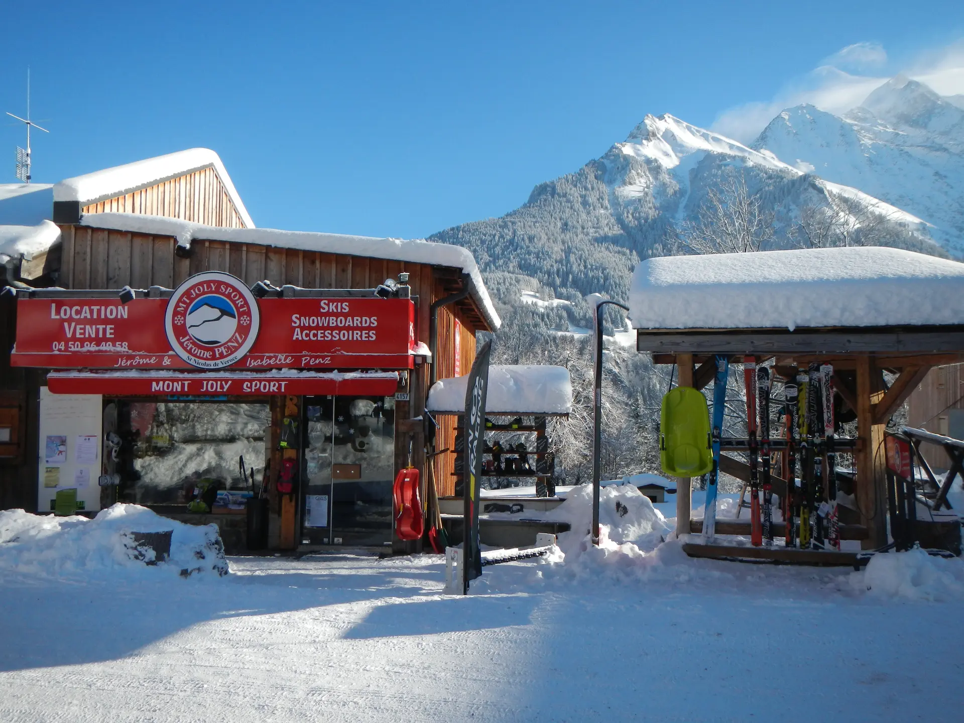 Magasins de sports à Saint-Nicolas de Véroce