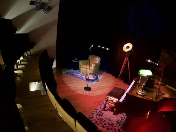 salle, scène piano