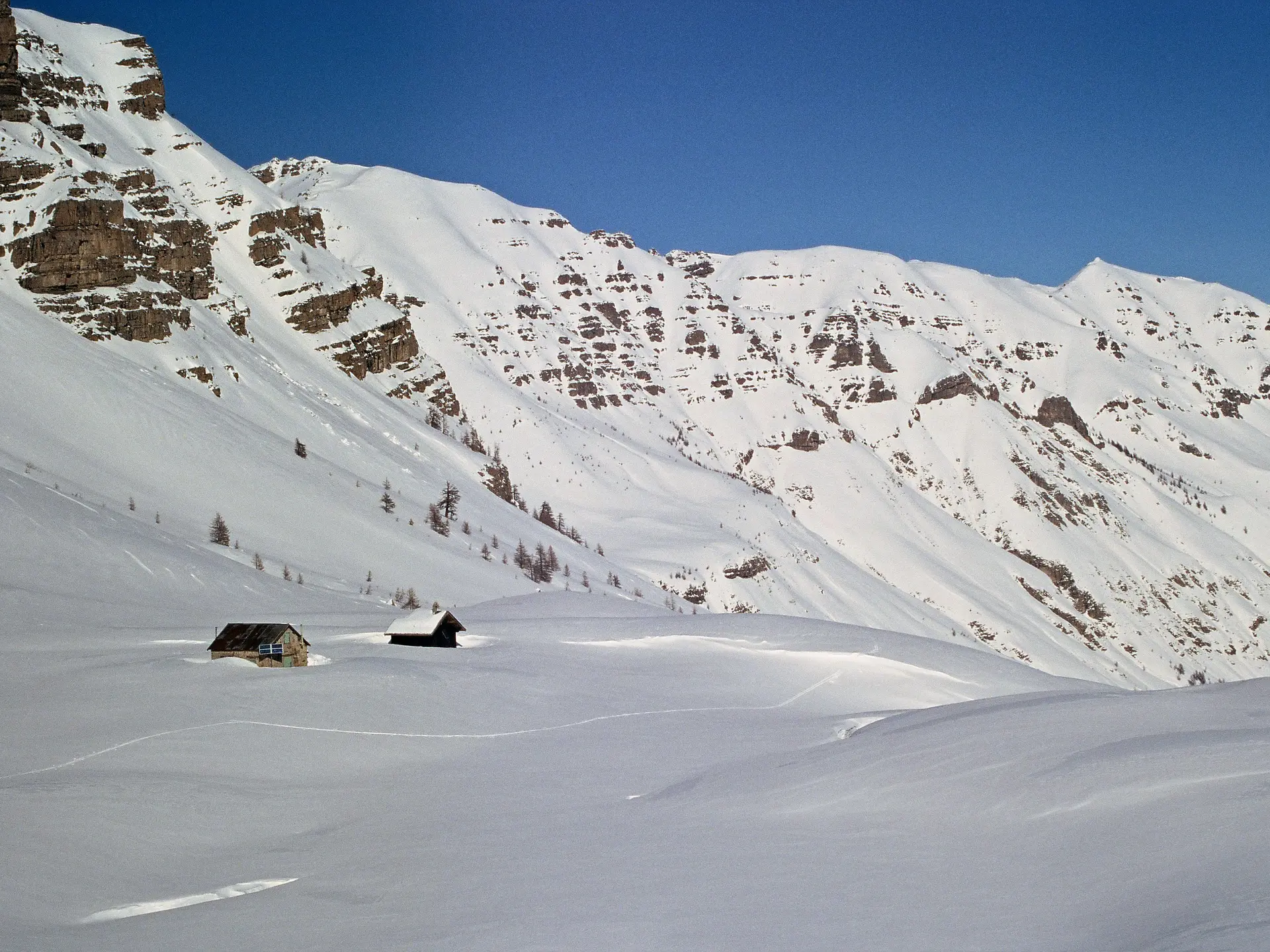 Refuge de Gialorgues en hiver