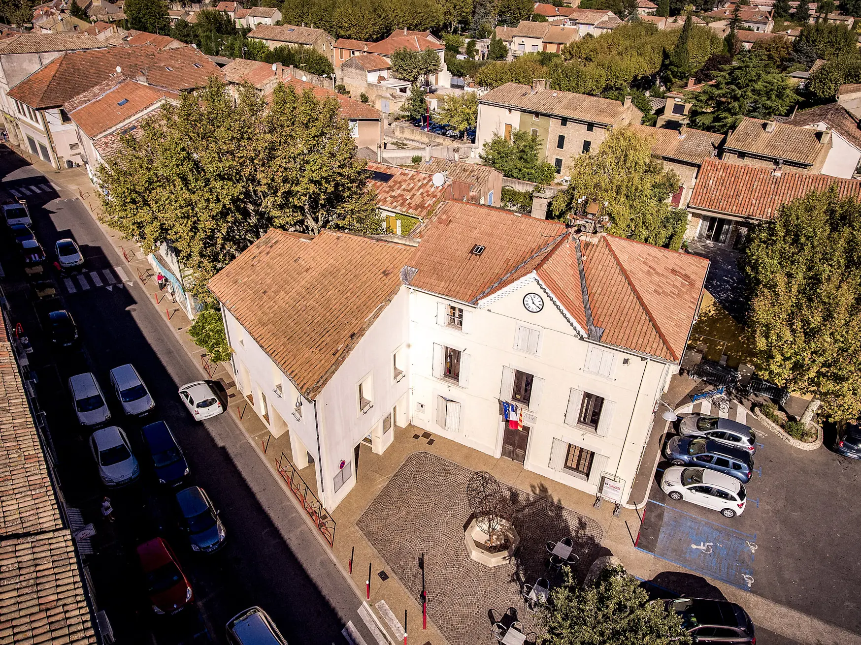 Mairie de Jonquières