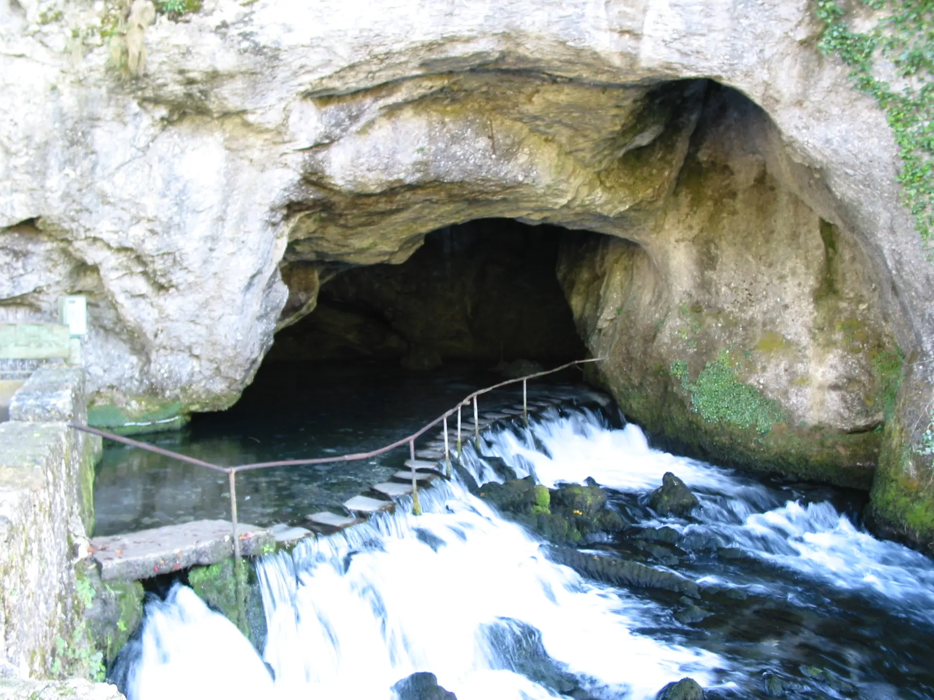 Fontaine intermittente