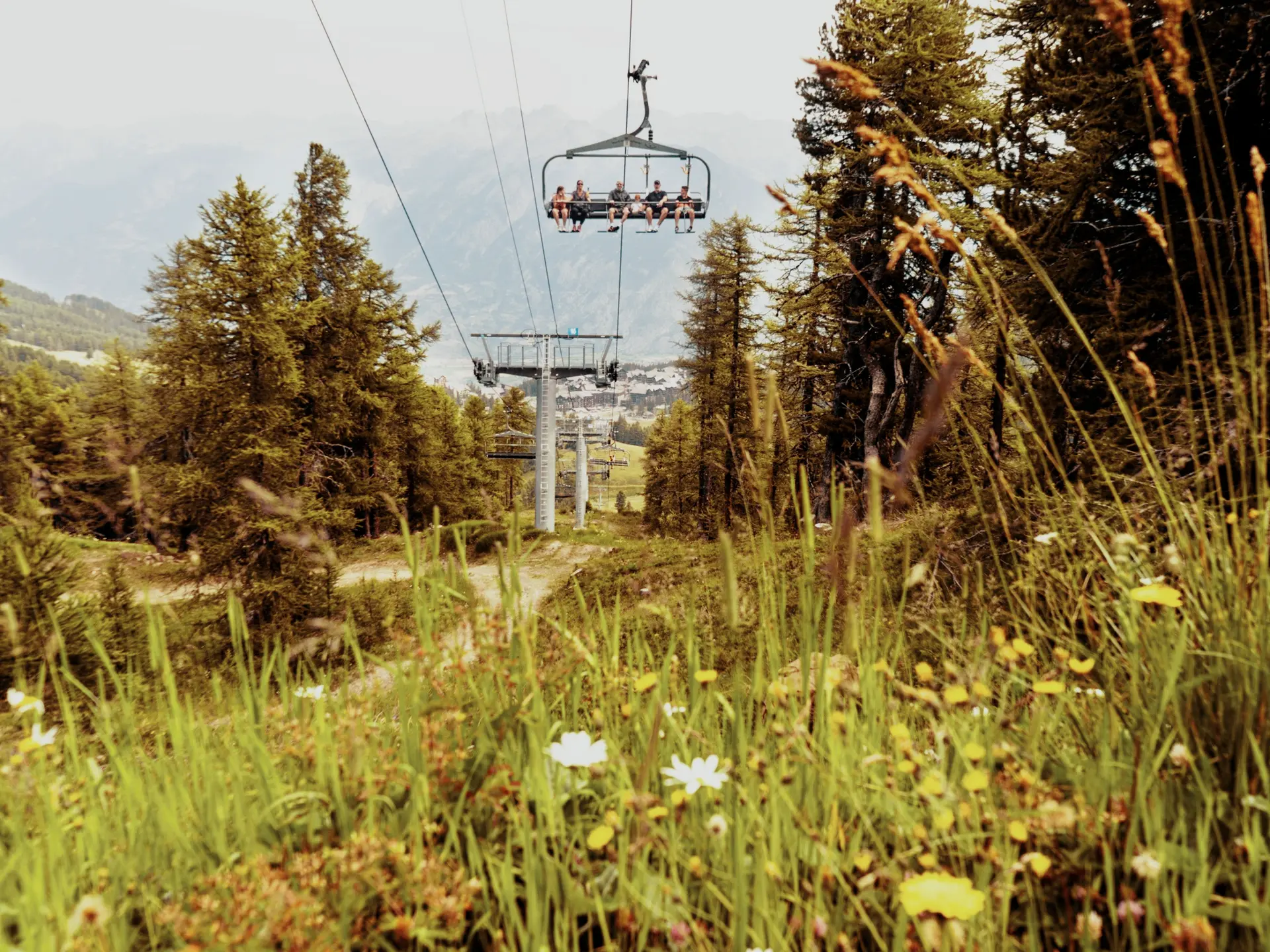 Remontées mécaniques à Risoul 1850 , ETE 2023