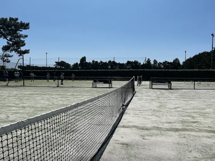 Court de tennis à Sainte-Marie-de-Ré