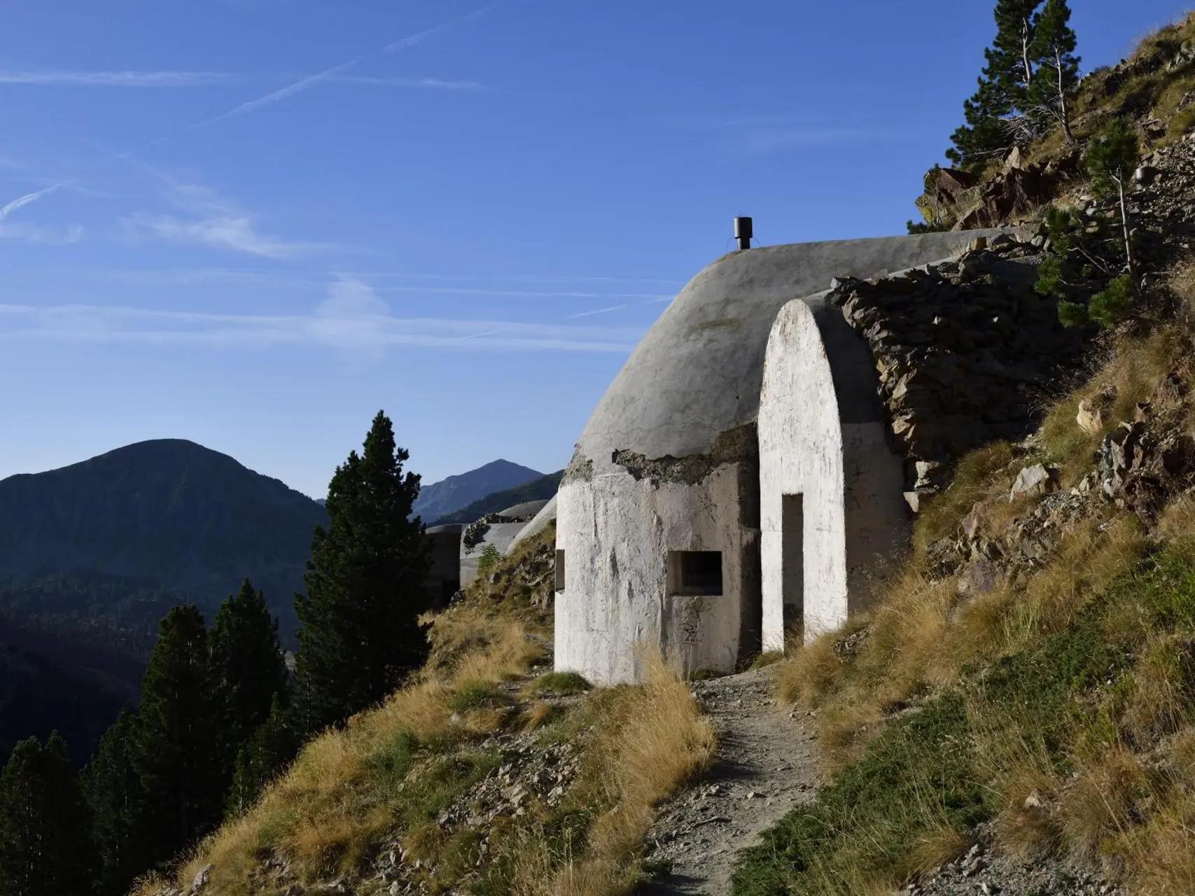 Ouvrage du Vallo Alpino, n° 175 bis, Col de la Lombarde, Isola.