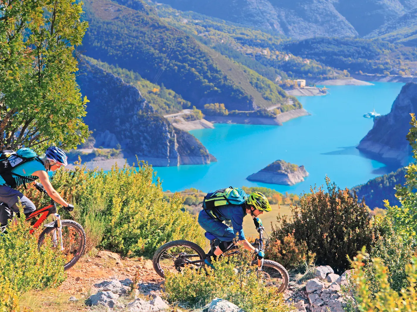 Spectaculaire TransVerdon, au-dessus du Lac de Castillon