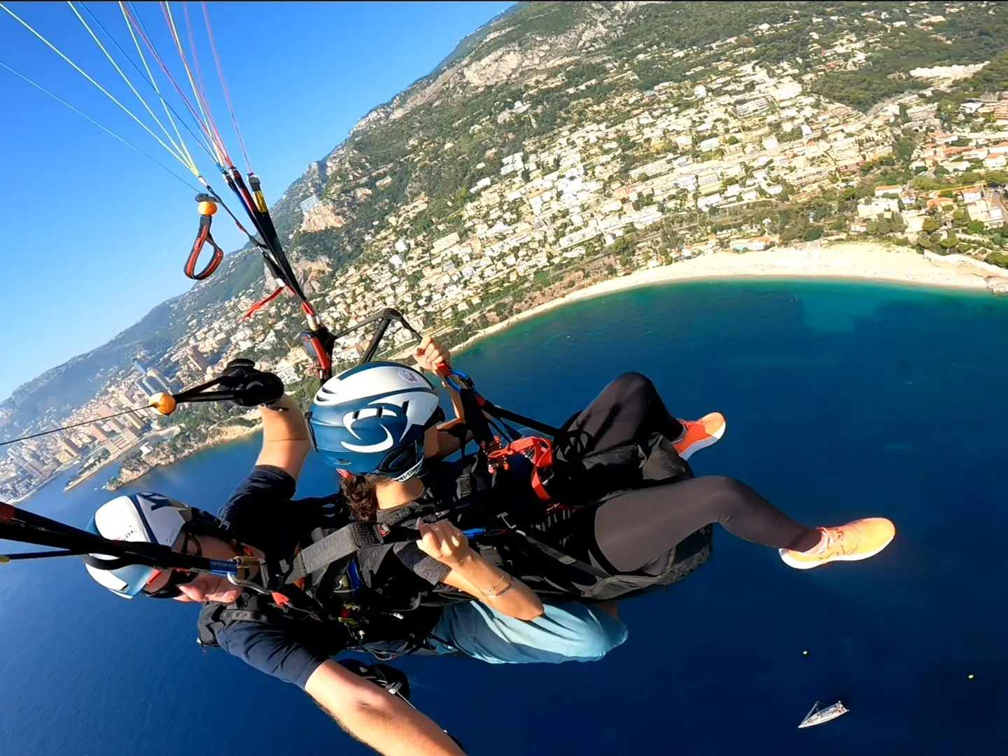 Baptème bi-place avec arrivée sur la plage de Roquebrune Cap Martin