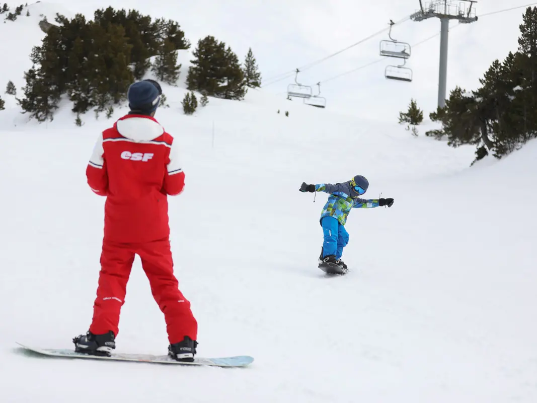 Cours de snowboard avec l'ESF de St Léger