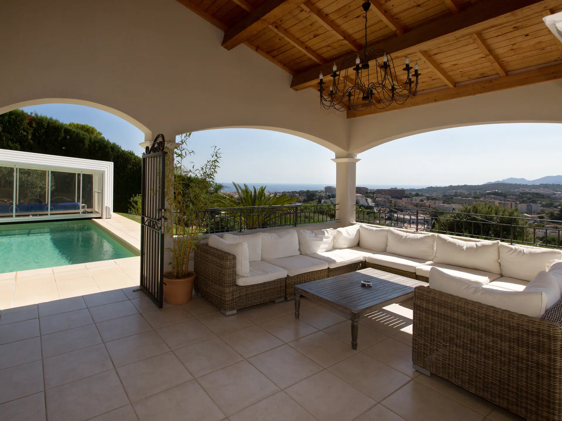 Terrasse chambres d'hôtes de Mougins