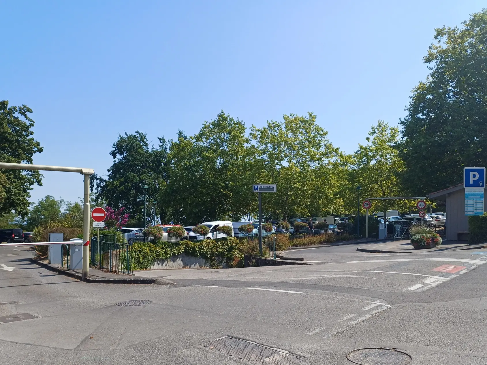 Parking Cité médiévale
