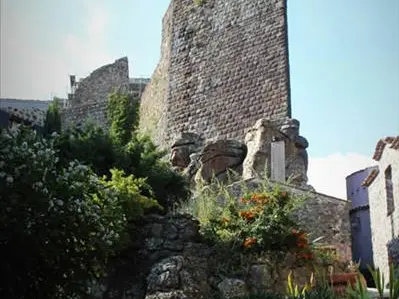 Ruines du château d'Evenos
