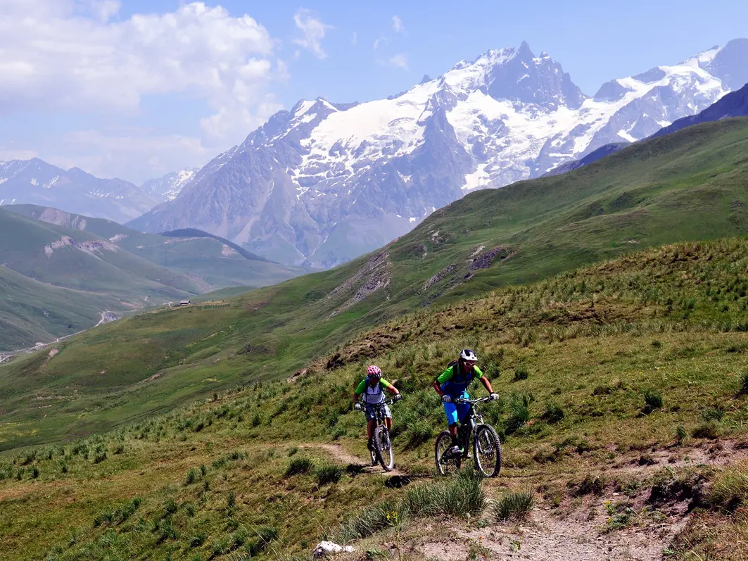 Arrivée sur le Plateau d'Emparis