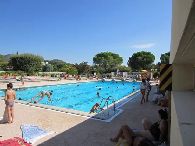 Piscine plan de cuques