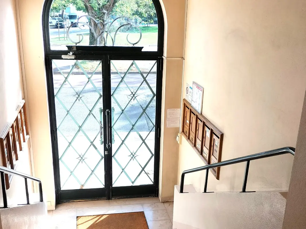 Enrée 14 Bd Général Leclerc Le Champ de Mars