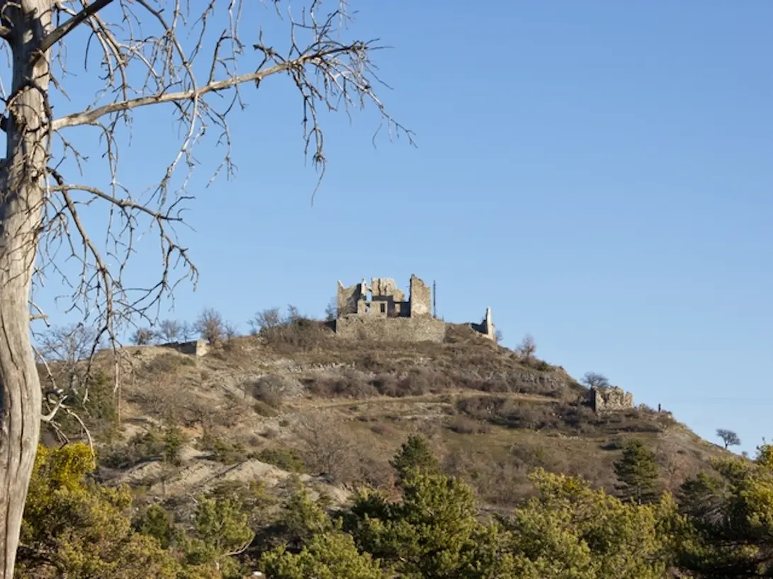 Sigoyer, vue d'en bas