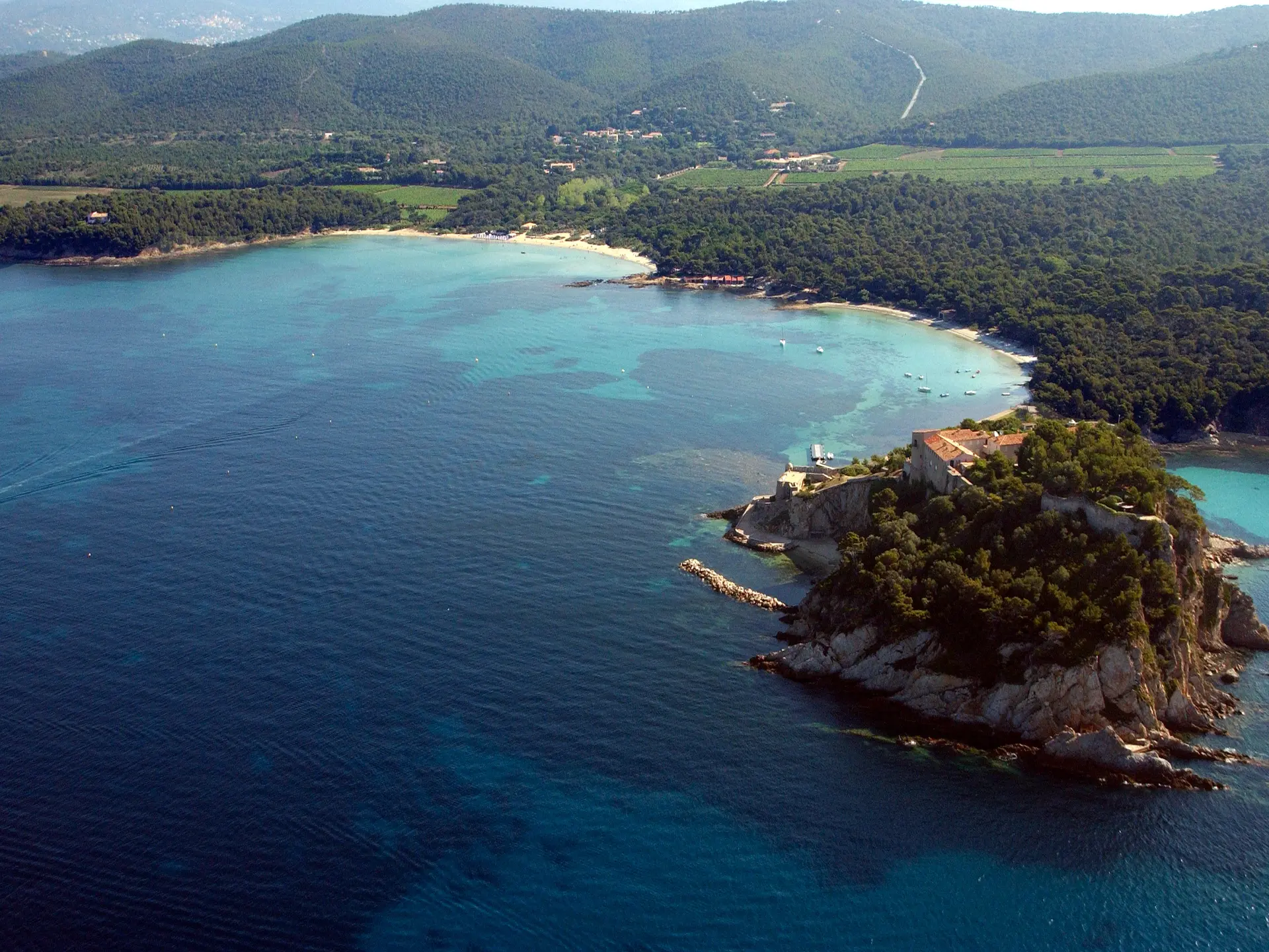 Balade côtière commentée en Méditerranée Porte des Maures